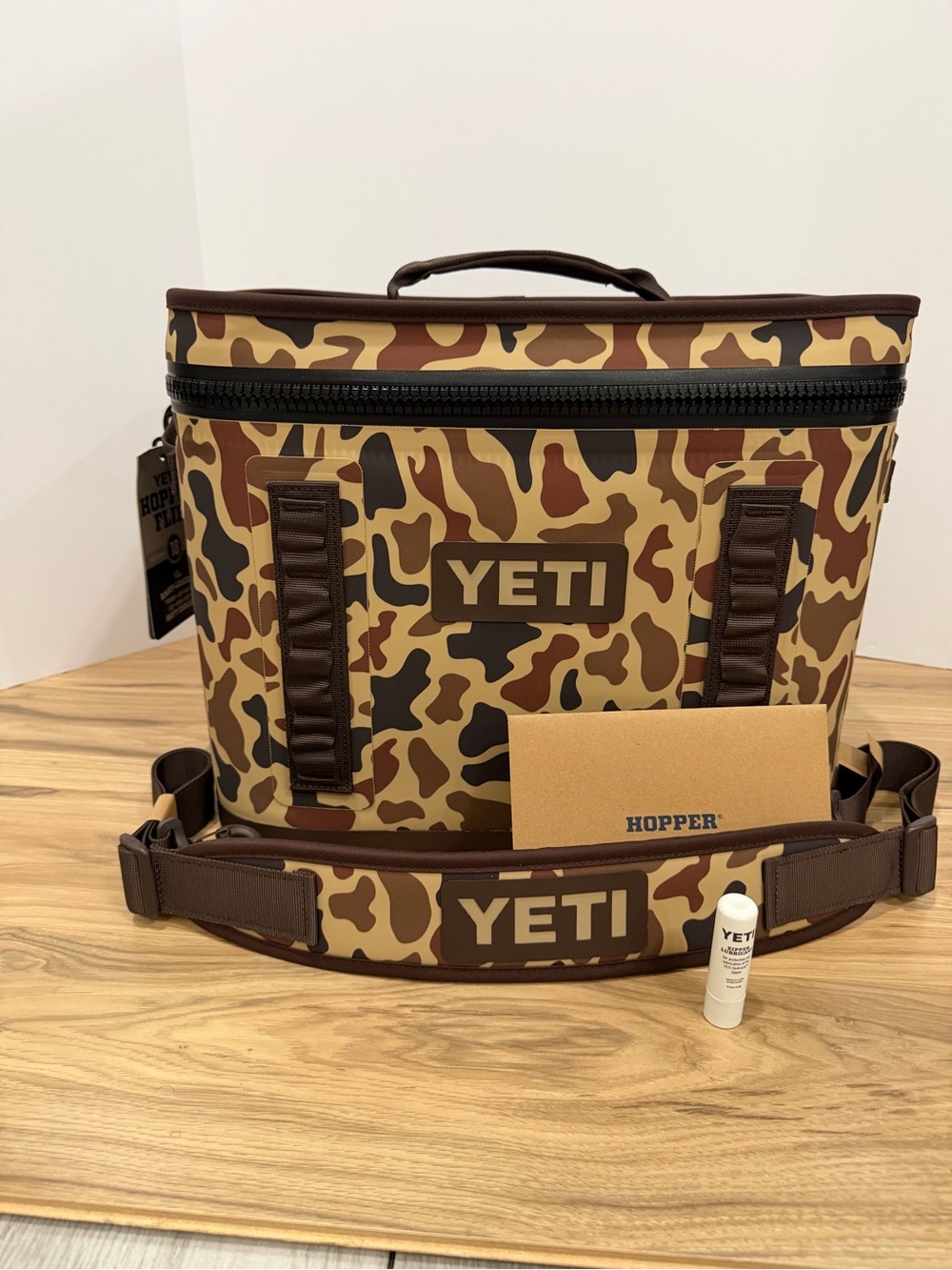 Yeti Hopper Flip 18 Wetlands Camo